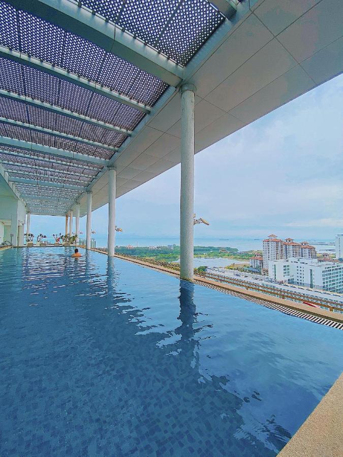 Straits Suite By C Homestay Malacca Exterior foto