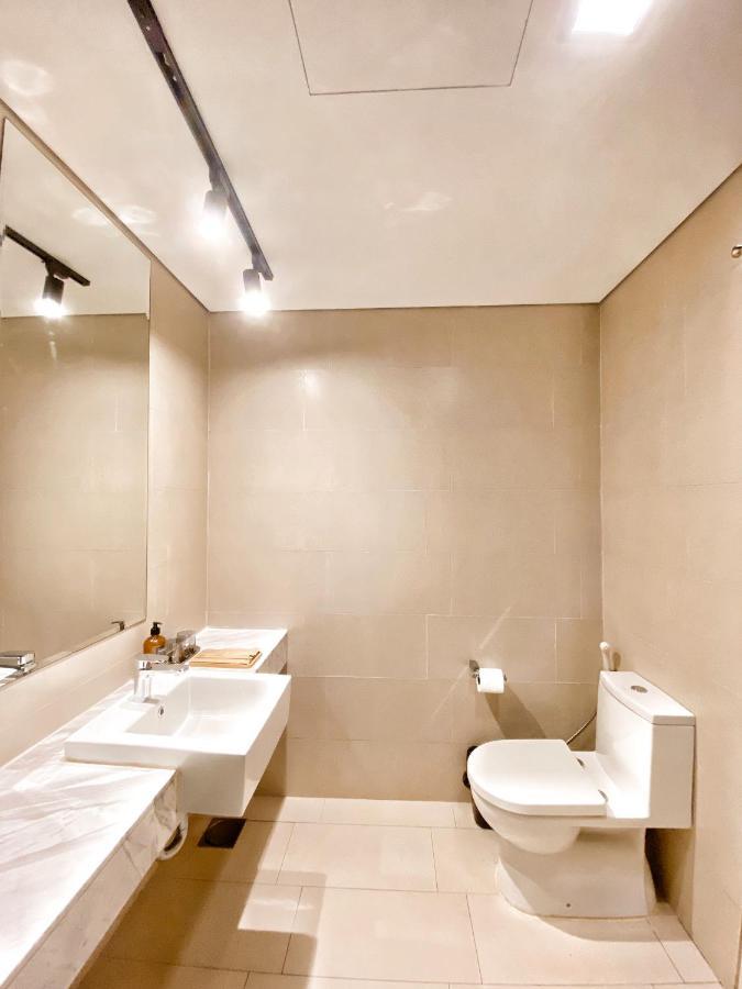Straits Suite By C Homestay Malacca Exterior foto