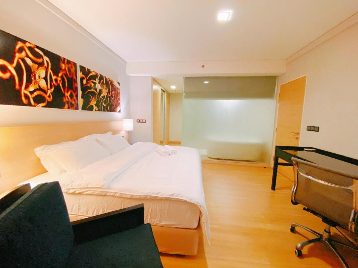 Straits Suite By C Homestay Malacca Exterior foto